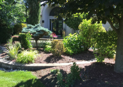 Image of Ancaster Horticultural Society - 34 Harrington Cr   garden. 
